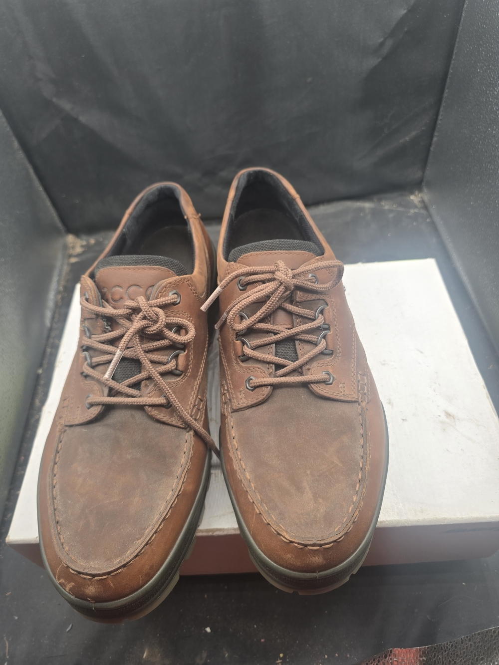 Classic Men's Brown Leather Boat Shoes with Lace‎ Closure